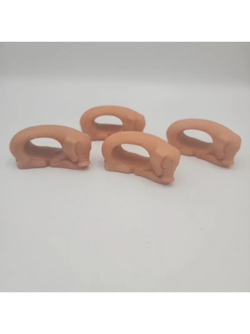 Set of 4 Toyo Terra Cotta Clay Pigs Farm Animal Napkin Rings 3